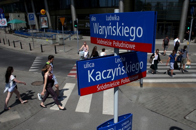 Warszawa: radni chcą zmiany ul. Armii Ludowej, dawniej ul. Lecha Kaczyńskiego, na znowu Lecha