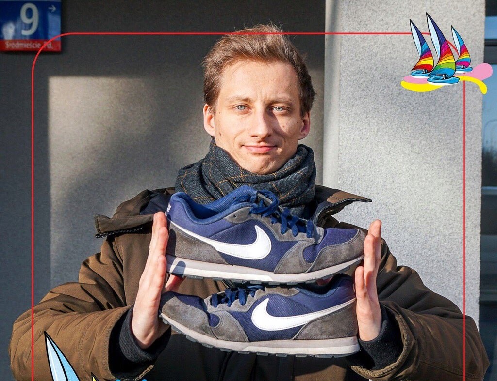 Poseł Franek Sterczewski przekazał "brudne buty z afery" na licytację WOŚP