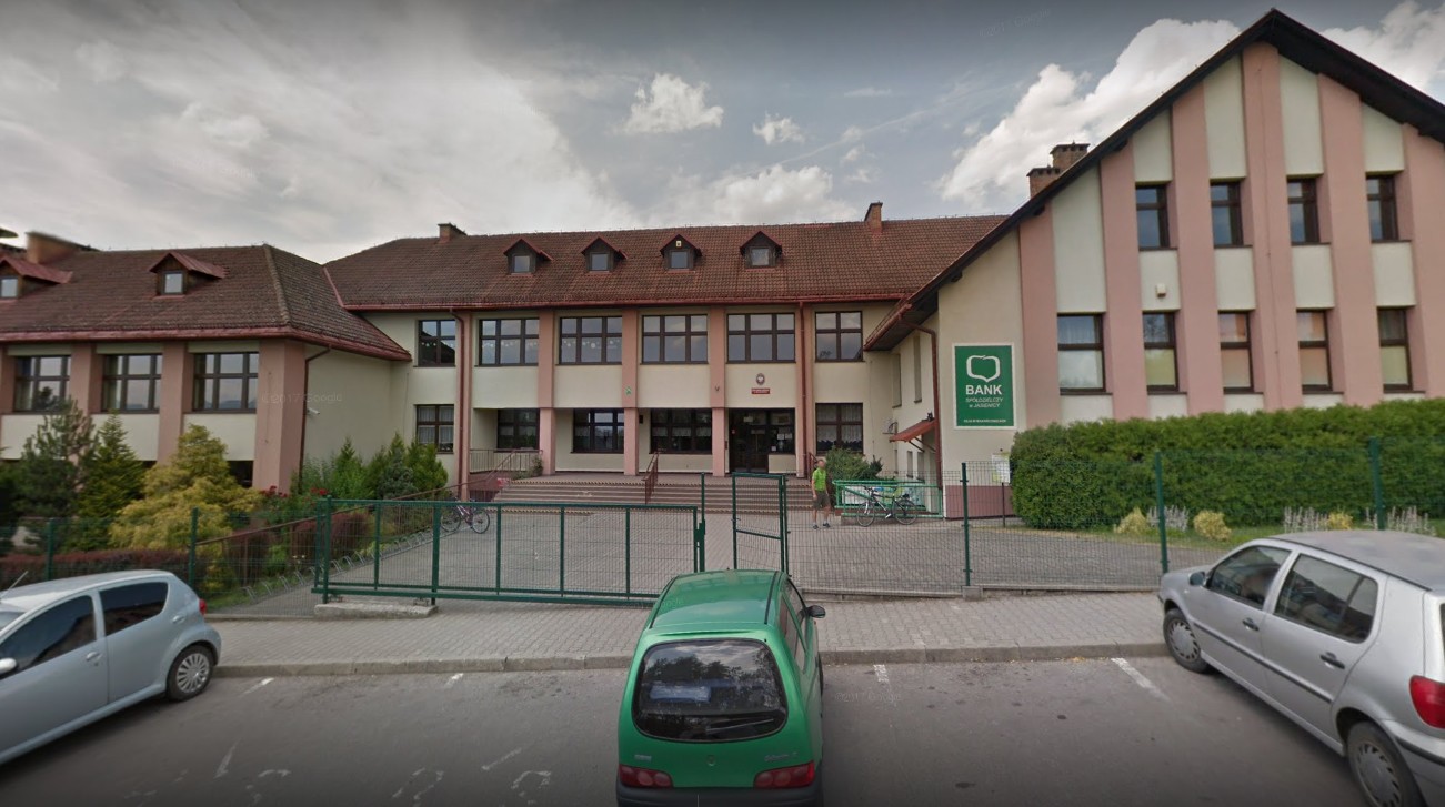 Mazanowice: nauczycielka z podejrzeniem koronawirusa prowadziła lekcje, szkoła zamknięta