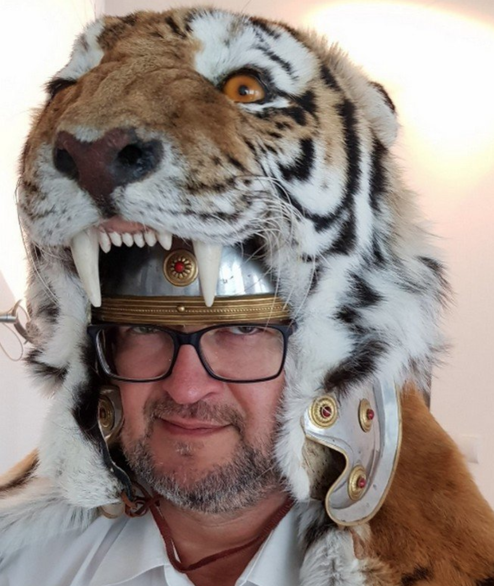 TVP po skardze Kurskiego usunęła odcinek "W tyle wizji". Ziemkiewicz: poskarżył się do brata