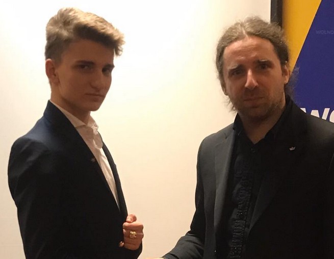 Młodzieżówka partii Korwin: demokracja to wola większości, tak, jak zbiorowy gw*łt