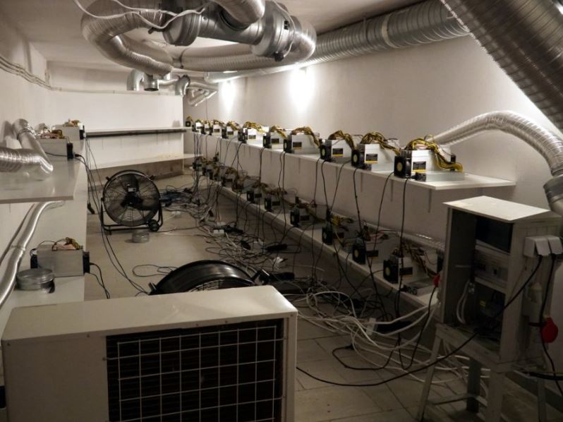 Policja zamknęła nielegalną kopalnię kryptowalut w fabryce amfetaminy