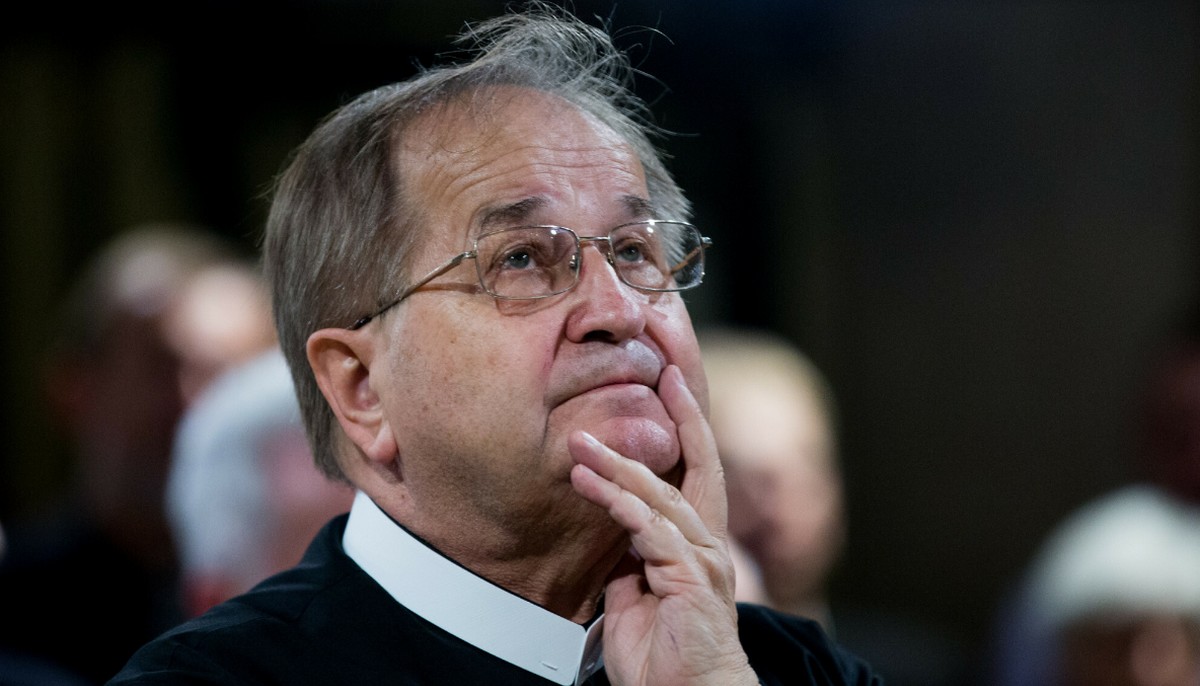 Szef redemptorystów chce, żeby ojciec Rydzyk przeszedł na emeryturę, a ojciec Rydzyk nie chce