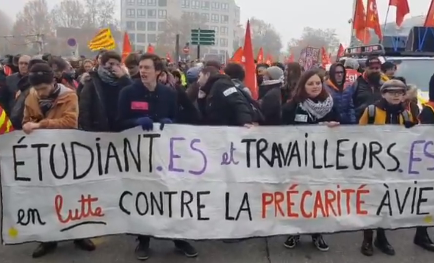 ﻿Strajk generalny we Francji. Obywatele boją się reformy emerytalnej Macrona