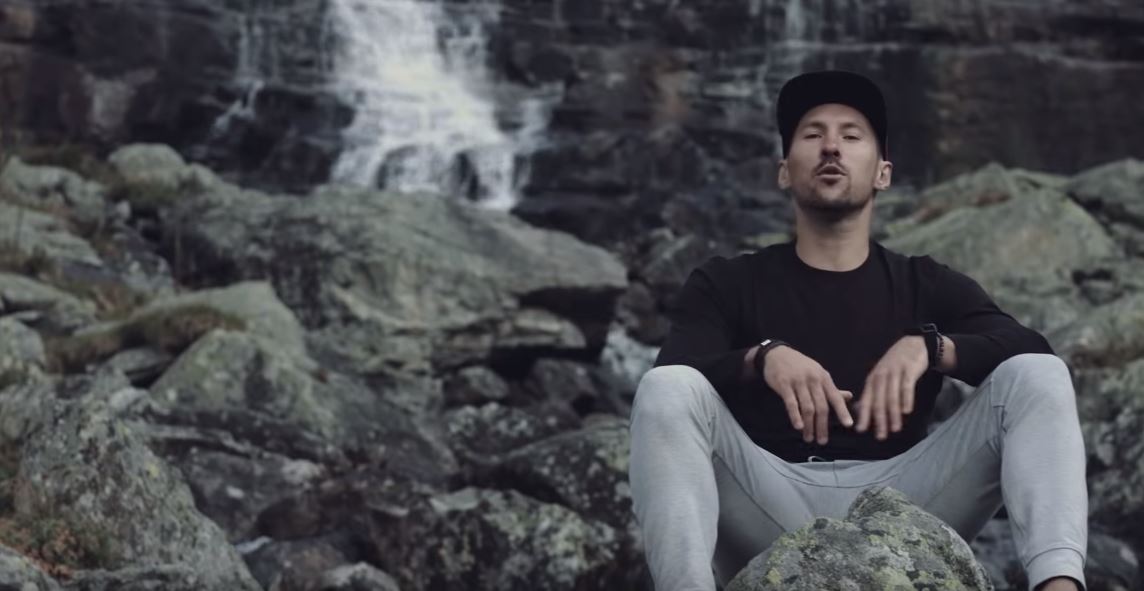 Robert "Biedacoach" Gryn rapuje