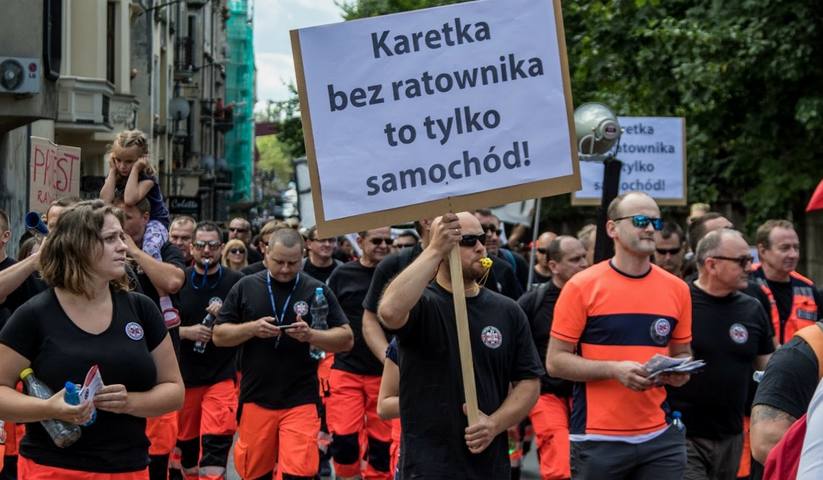 W Płocku nie pracuje już żaden ratownik medyczny, wszyscy protestują
