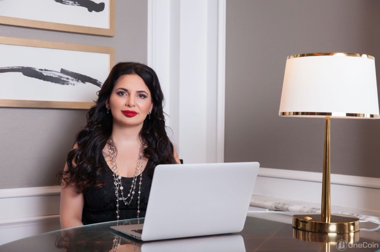 FBI szuka "królowej kryptowalut" podejrzanej o wyłudzenie 3,5 miliarda funtów