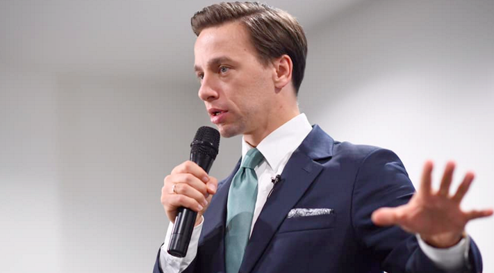 Bosak króciutko o 63 miliardach od Unii Europejskiej: nie potrzebujemy