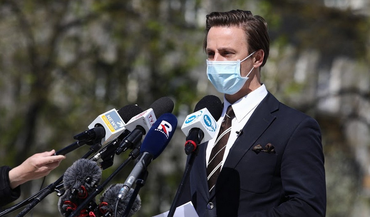 Bosak z jakimś takim żalem: obóz PiS kompromituje wartości konserwatywne