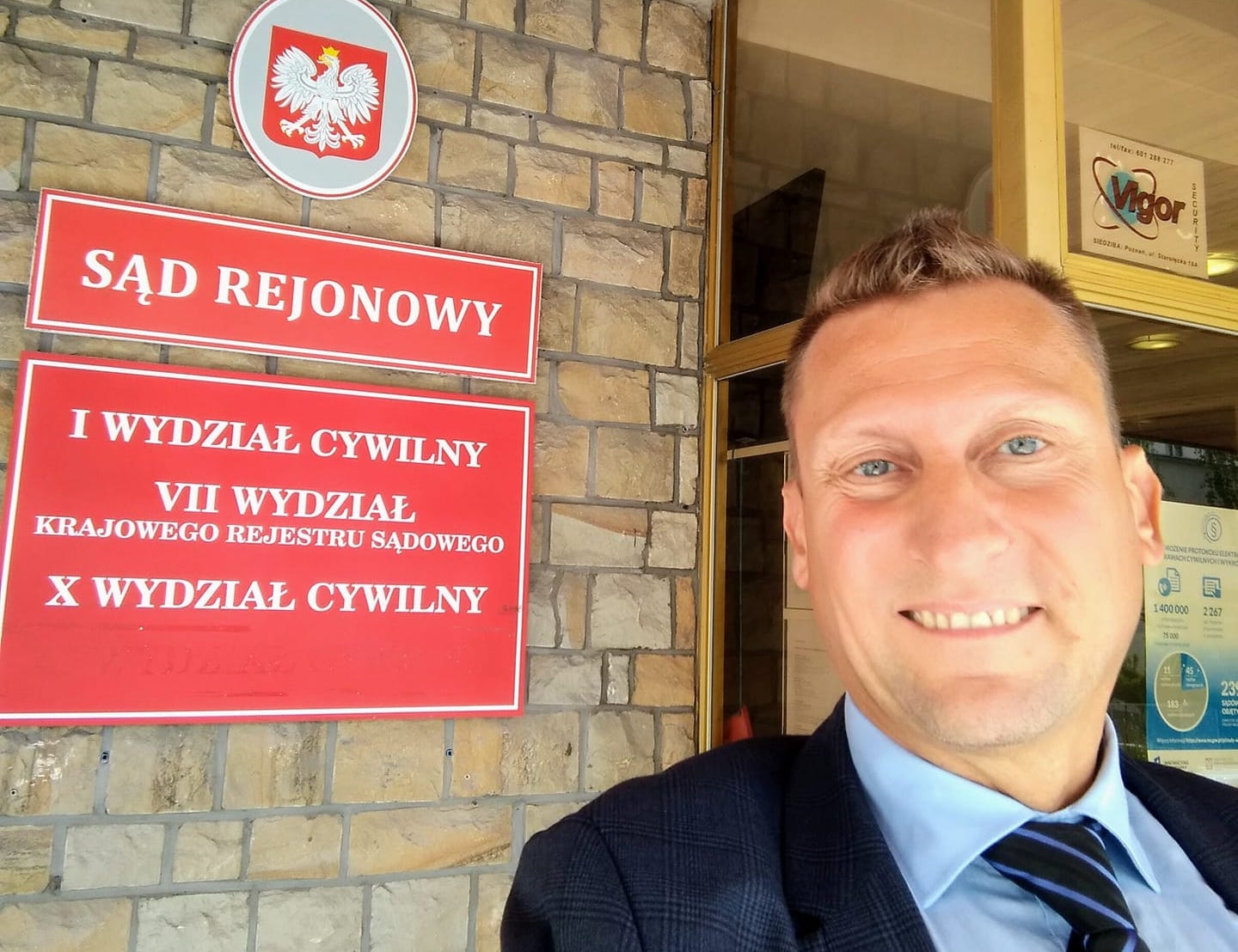 Toruński działacz SLD wygrał proces ze szkołą Rydzyka