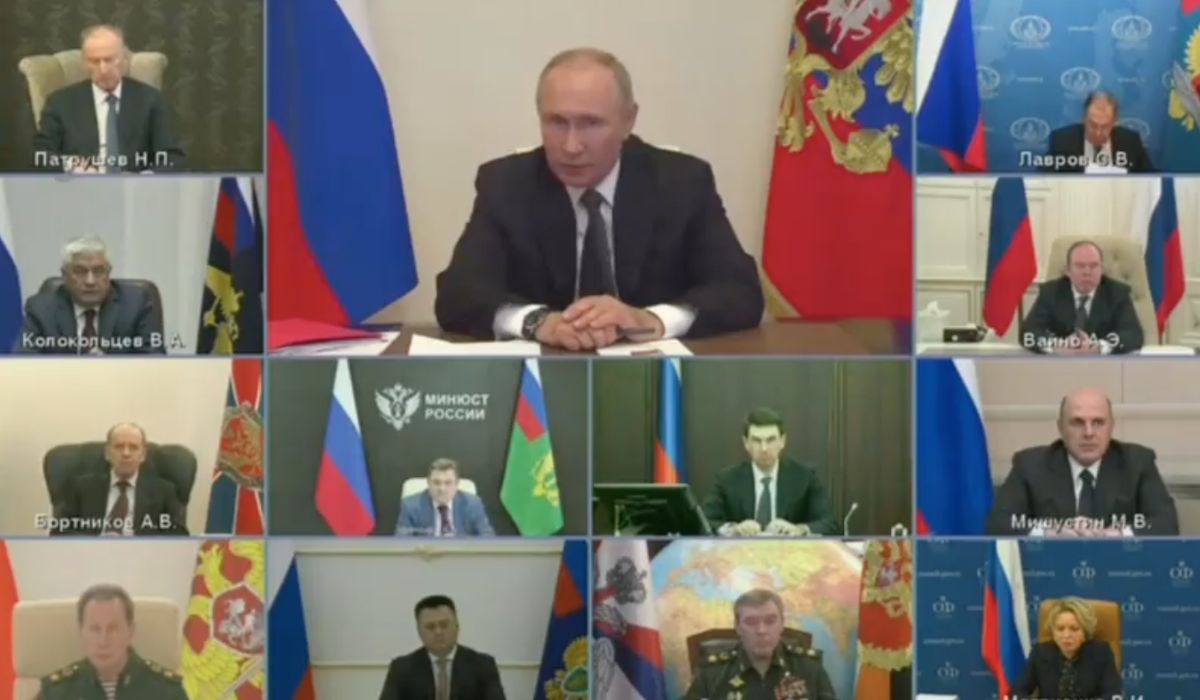 Rosja wprowadziła stan wojenny na wszystkich anektowanych terytoriach Ukrainy, zupełnie jakby wcześniej nie było wojny