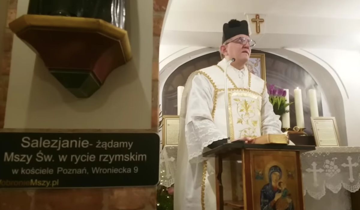 Ksiądz-zadymiarz Woźnicki nakrzyczał na wiernych, bo tylko dwie rodziny zaprosiły go "na kolędę"