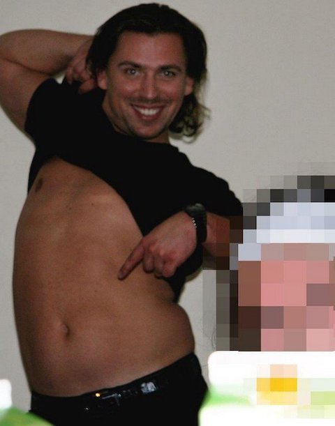 Ile zarabia agent CBA? Średnio 8225 zł brutto. Plus nagrody