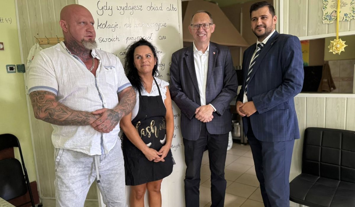 Poseł Korony Polskiej zrobił kontrolę sanepidu za to, że sanepid zrobił kontrolę w świetlicy dla bezdomnych