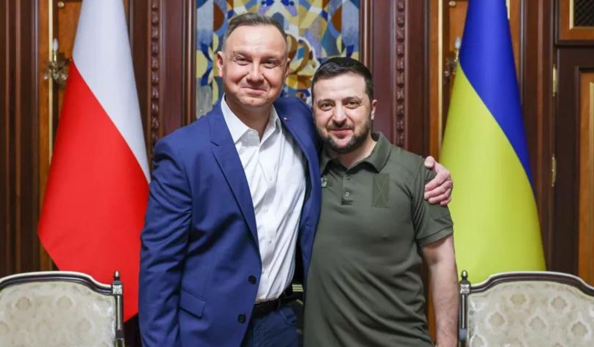 Sondaż: Ukraińcy najbardziej ufają Andrzejowi Dudzie, nieco mniej Emmanuelowi Macronowi