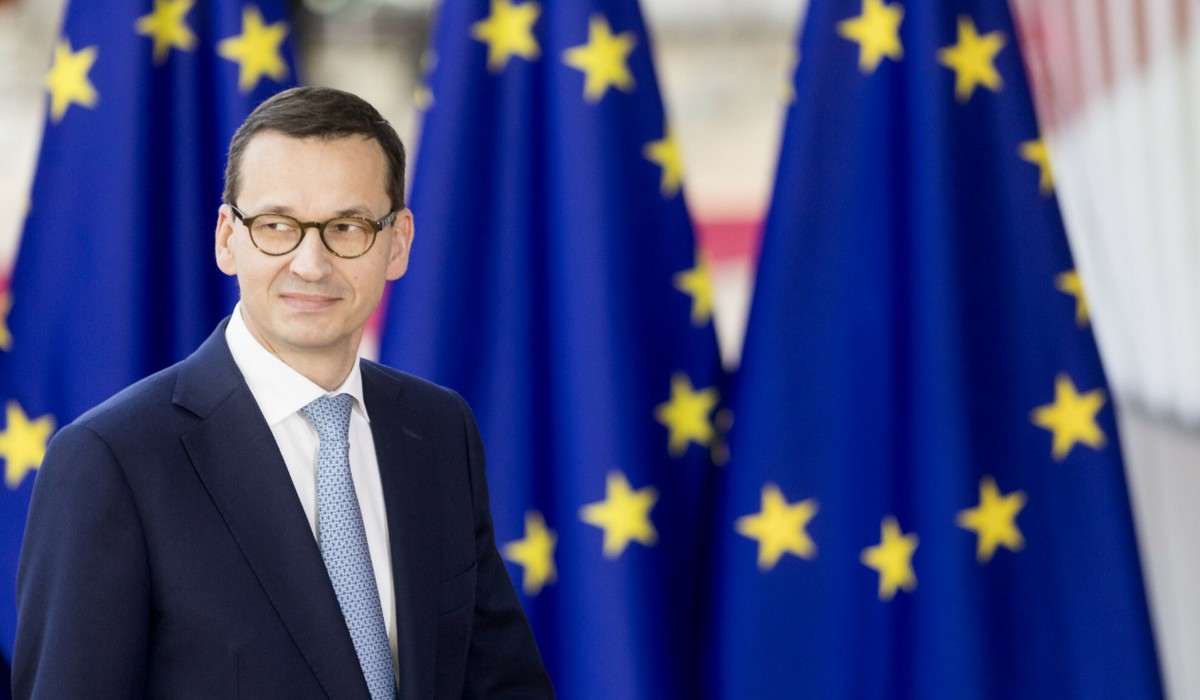 The Economist narzeka, że nie będzie polexitu tylko "brudne członkostwo" Polski w UE i psucie