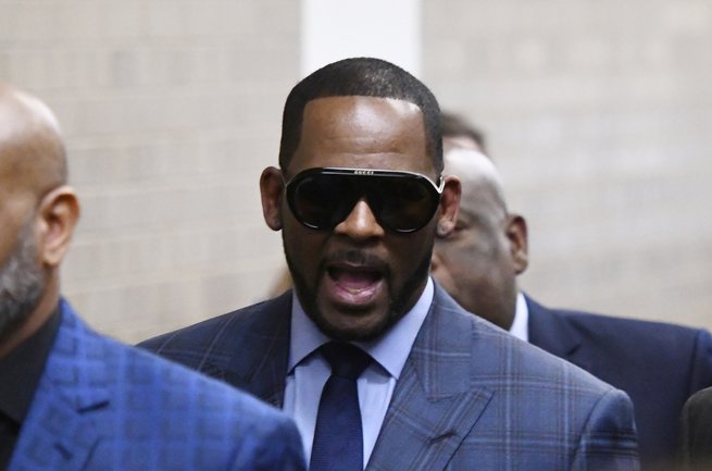 R. Kelly aresztowany w związku z przestępstwami na tle se*sualnym