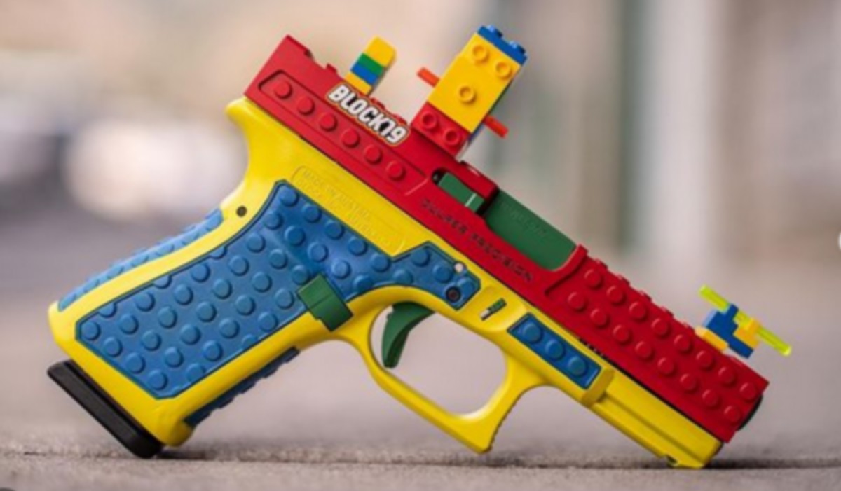 LEGO postraszyło handlarzy bronią pozwem za zrobienie klockowego Glocka