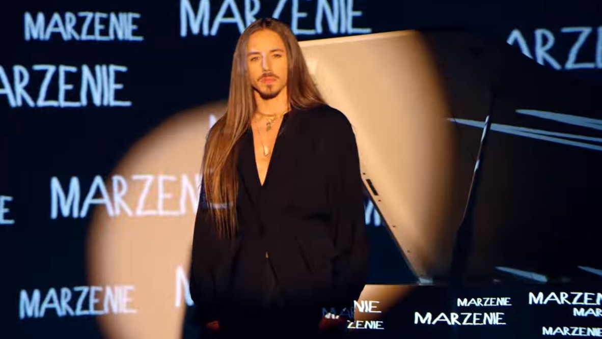 Michał Szpak ambasadorem 30. rocznicy wolnych wyborów do Senatu, bo tak